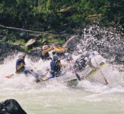 Rafting sur le cours moyen de la rivière Katoun